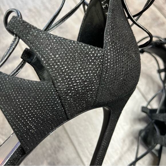 STUART WEITZMAN Legwrap Black Goose Bump Stiletto Sandal Heels with Box 8.5 - Picture 7 of 15